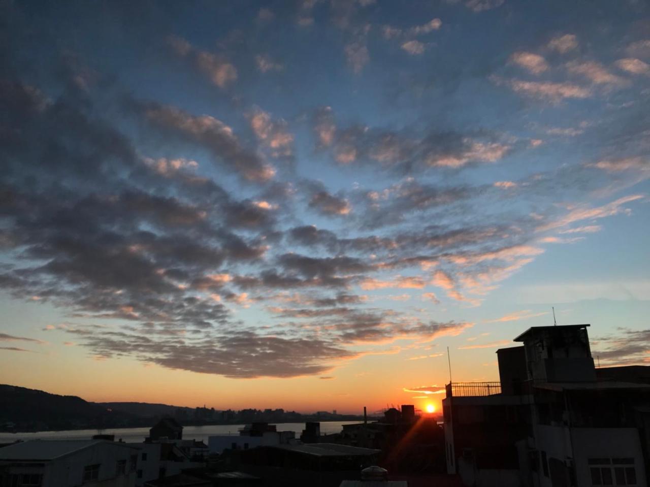 オープン ルーム ホテル 淡水 エクステリア 写真
